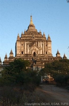 タッビンニュ寺院